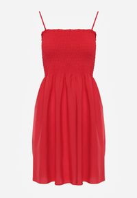 Renee - Czerwona Sukienka z Bawełny na Ramiączkach o Rozkloszowanym Kroju z Marszczoną Górą Christten. Okazja: na co dzień. Kolor: czerwony. Materiał: bawełna. Długość rękawa: na ramiączkach. Sezon: lato. Typ sukienki: rozkloszowane. Styl: boho, casual #5