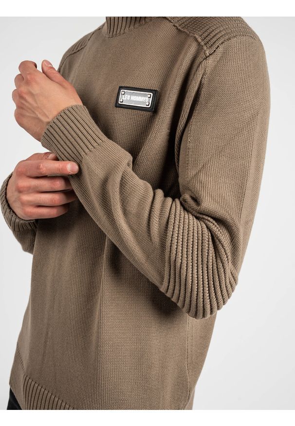 Les Hommes Sweter | LKK122-607U | Motorcycle Jumper | Mężczyzna | Beżowy. Okazja: na co dzień. Kolor: beżowy. Materiał: bawełna. Styl: casual