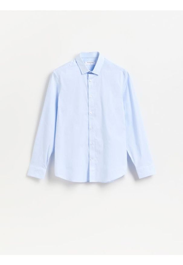 Reserved - Gładka koszula slim fit - jasnoniebieski. Kolor: niebieski. Materiał: tkanina, bawełna. Wzór: gładki