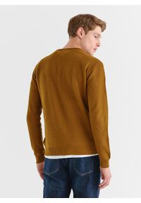 Pako Lorente - PAKO LORENTE – Musztardowy sweter męski z okrągłym dekoltem P23WF-2X-013-Y-0. Kolor: żółty. Materiał: bawełna. Styl: klasyczny #6