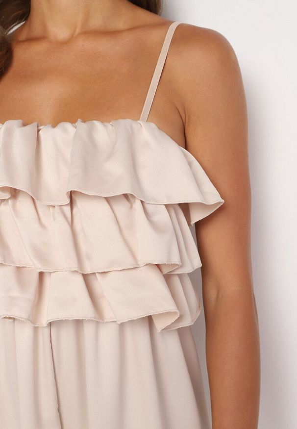 Born2be - Beżowy Kombinezon Koktajlowy na Regulowanych Ramiączkach z Falbankami i Gumką w Pasie Tesvia. Okazja: na co dzień. Kolor: beżowy. Długość rękawa: na ramiączkach. Styl: wizytowy