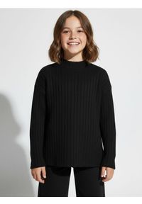 Sinsay - Prążkowany sweter - czarny. Kolor: czarny. Materiał: prążkowany #1