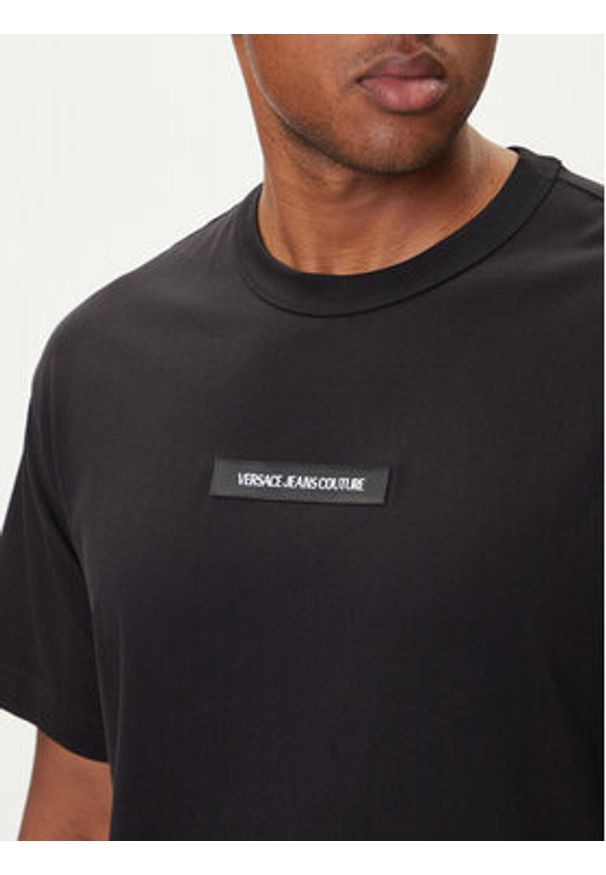Versace Jeans Couture T-Shirt 79GAHT02 CJ00T Czarny Regular Fit. Kolor: czarny. Materiał: bawełna