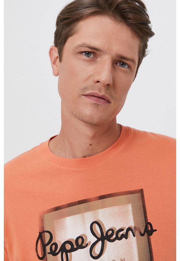 Pepe Jeans - T-shirt bawełniany Wesley. Okazja: na co dzień. Kolor: pomarańczowy. Materiał: bawełna. Wzór: nadruk. Styl: casual