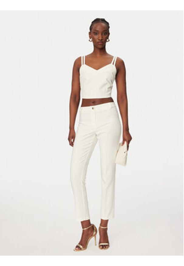 Rinascimento Top CFC0127891003 Biały Slim Fit. Kolor: biały. Materiał: syntetyk