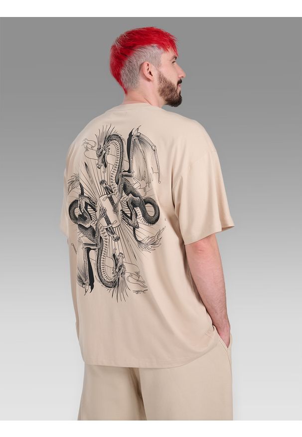 4f - 4F T-shirt oversize z nadrukiem męski 4F x Tomasz Fornal - beżowy L. Okazja: na co dzień. Kolor: beżowy. Materiał: materiał, dzianina. Wzór: nadruk. Styl: street, sportowy, casual