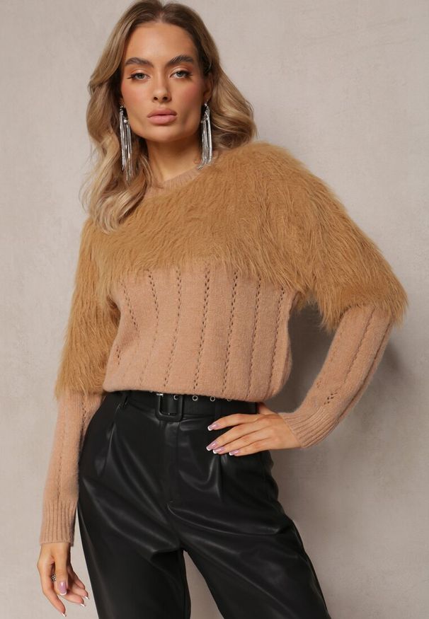 Renee - Brązowy Puchaty Sweter o Klasycznym Fasonie Fruve. Kolor: brązowy. Materiał: wiskoza. Wzór: jednolity. Styl: klasyczny