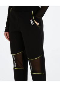 DSG - Czarne spodnie Gym. Kolor: czarny. Materiał: bawełna, dresówka, materiał #4