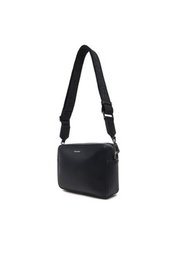Calvin Klein Torebka Ck Must Small Camera Bag K60K613145 Czarny. Kolor: czarny. Materiał: skórzane