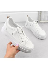 Buty sportowe damskie wsuwane białe Vinceza 13613. Zapięcie: bez zapięcia. Kolor: biały #7