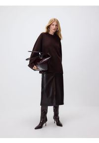 Reserved - Gładki sweter - brązowy. Kolor: brązowy. Materiał: dzianina, wełna. Wzór: gładki #1