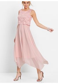 Sukienka szyfonowa z koronką bonprix pastelowy jasnoróżowy. Kolor: różowy. Materiał: szyfon, koronka. Wzór: koronka. Styl: wizytowy #2