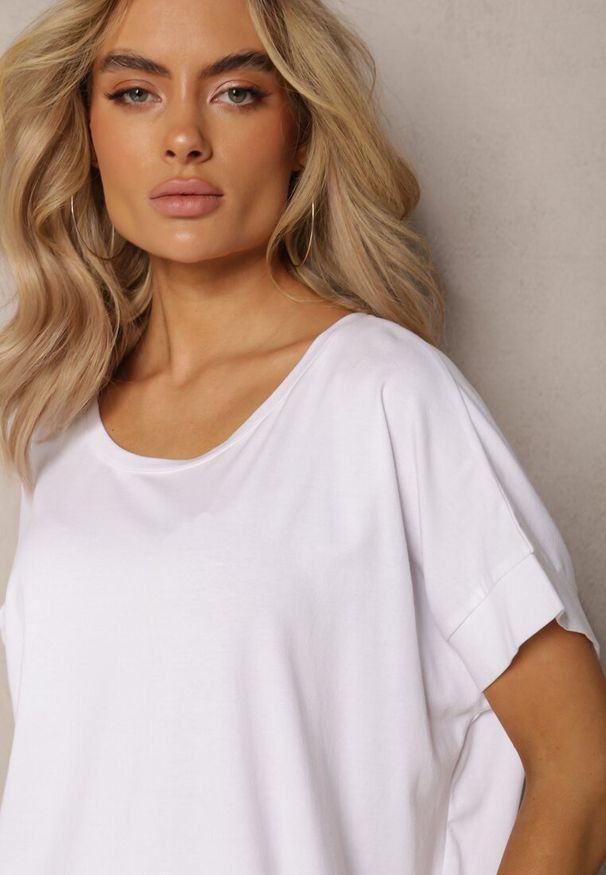 Renee - Biała T-shirtowa Sukienka Pudełkowa z Elastycznej Bawełny Ellensa. Kolor: biały. Materiał: bawełna. Styl: wakacyjny. Długość: mini