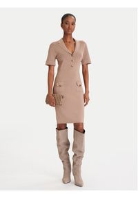 Guess Sukienka dzianinowa W5YK29 Z0130 Beżowy Slim Fit. Kolor: beżowy. Materiał: syntetyk #3