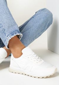 Born2be - Białe Sneakersy Sznurowane Yerotte. Wysokość cholewki: przed kostkę. Kolor: biały. Materiał: materiał. Szerokość cholewki: normalna. Obcas: na płaskiej podeszwie #5
