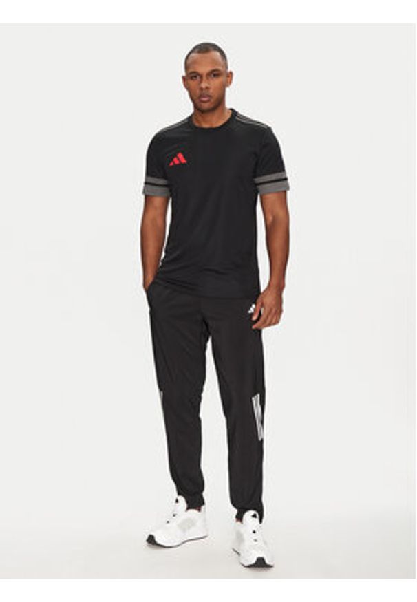 Adidas - adidas Koszulka techniczna Squadra 25 Jersey JN4450 Czarny Slim Fit. Kolor: czarny. Materiał: syntetyk