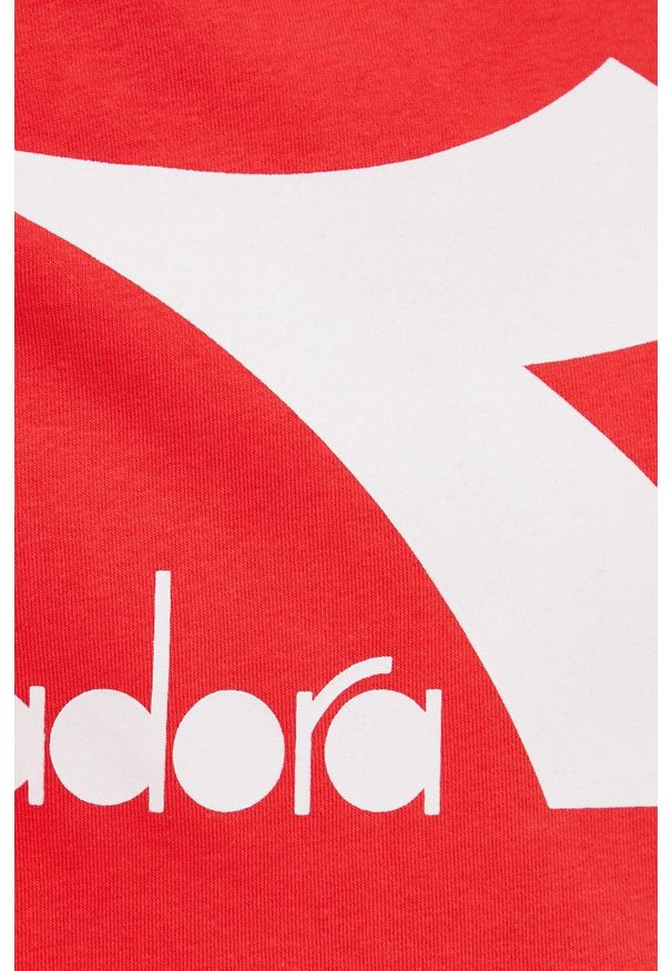 Diadora bluza męska kolor czerwony z kapturem z nadrukiem. Typ kołnierza: kaptur. Kolor: czerwony. Materiał: bawełna. Wzór: nadruk