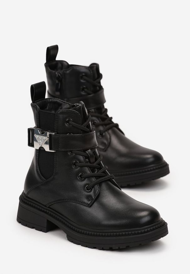 Born2be - Czarne Botki Workery z Ozdobną Klamerką Hasija. Kolor: czarny. Styl: elegancki