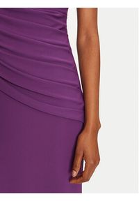 Rinascimento Sukienka koktajlowa 1000770039414 Fioletowy Slim Fit. Kolor: fioletowy. Materiał: syntetyk. Styl: wizytowy #4
