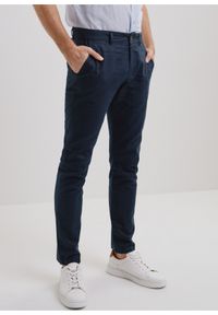 Ochnik - Granatowe lniane spodnie męskie. Kolor: niebieski. Materiał: len