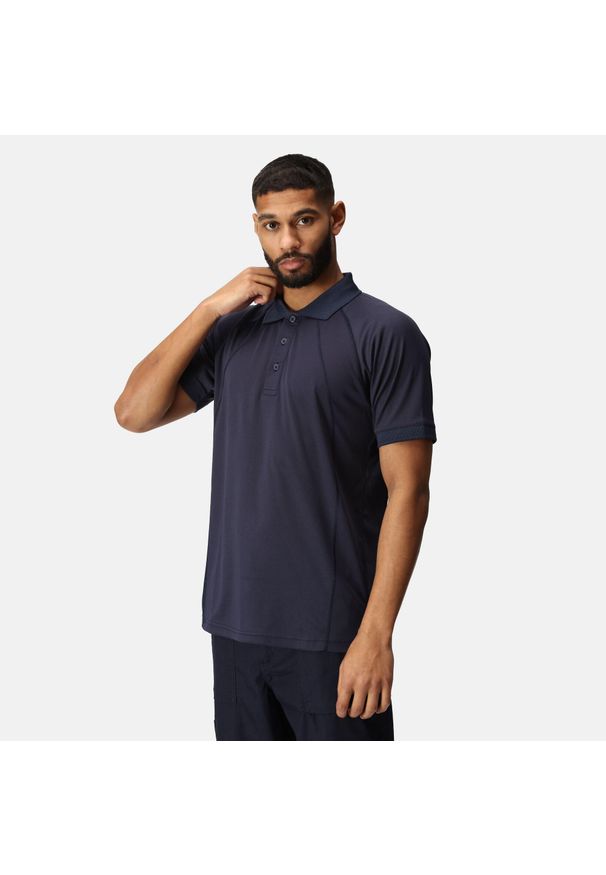Regatta - Męska koszulka polo Coolweave. Typ kołnierza: polo. Kolor: niebieski