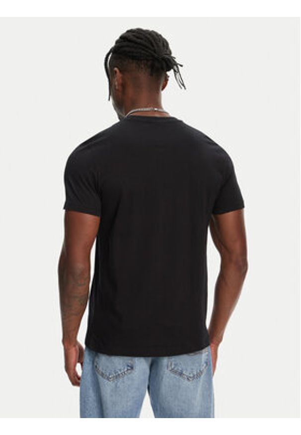 Robe di Kappa T-Shirt Luc 611187W Czarny Regular Fit. Kolor: czarny. Materiał: bawełna