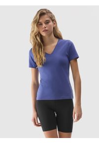 4f - 4F T-shirt gładki z bawełną organiczną damski - granatowy M. Okazja: na co dzień. Typ kołnierza: dekolt w serek. Kolor: niebieski. Materiał: bawełna. Wzór: gładki. Styl: sportowy, casual