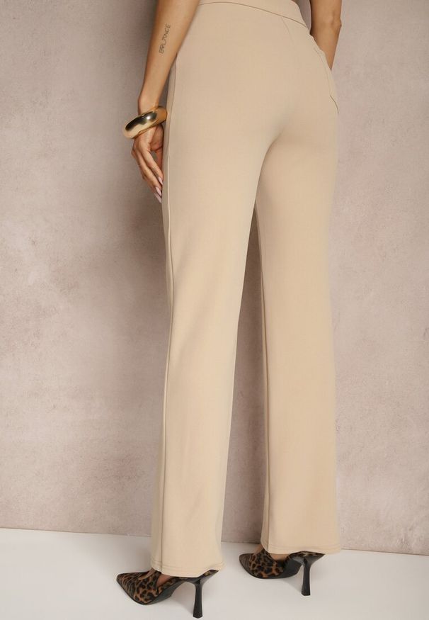 Renee - Beżowe Spodnie z Wiskozą High Waist w Eleganckim Stylu Tatariela. Okazja: na co dzień, na spotkanie biznesowe. Stan: podwyższony. Kolor: beżowy. Materiał: wiskoza. Styl: elegancki