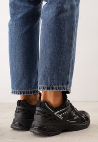 Renee - Czarne Sneakersy Dad Shoes z Siateczkową Cholewką na Piankowej Podeszwie Anotea. Zapięcie: sznurówki. Kolor: czarny. Materiał: jeans. Szerokość cholewki: normalna. Sezon: lato #7