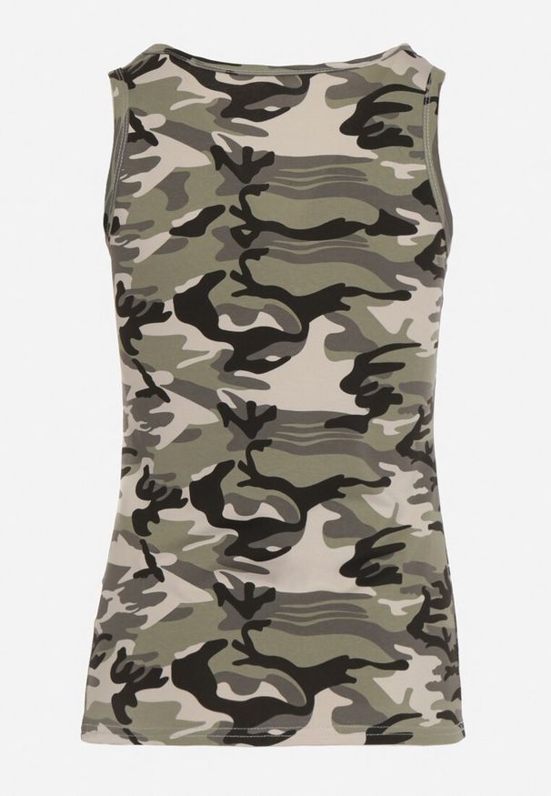 Born2be - Zielony Top Bawełniany w Moro Wiarae. Okazja: na co dzień. Kolor: zielony. Materiał: bawełna. Długość rękawa: na ramiączkach. Wzór: moro. Sezon: lato. Styl: sportowy, klasyczny, casual