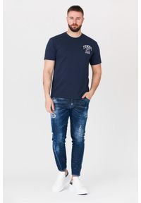 Tommy Jeans - TOMMY JEANS Granatowy t-shirt męski z wyszywanym logo. Kolor: niebieski