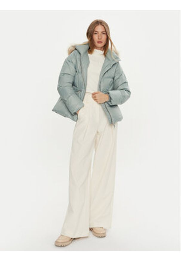 Calvin Klein Kurtka puchowa K20K207733 Niebieski Regular Fit. Kolor: niebieski. Materiał: syntetyk