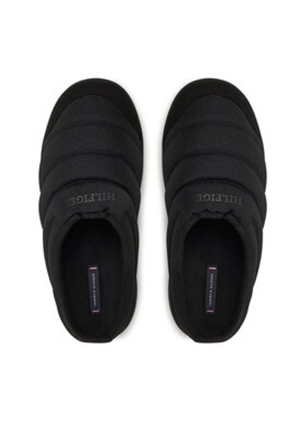 TOMMY HILFIGER - Tommy Hilfiger Kapcie FM0FM05158 Czarny. Kolor: czarny. Materiał: materiał