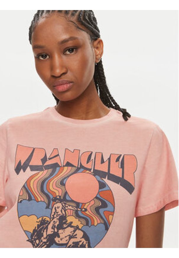 Wrangler T-Shirt 112350279 Koralowy Regular Fit. Kolor: pomarańczowy. Materiał: bawełna