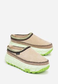 Born2be - Zielone Niskie Śniegowce na Grubej Tłoczonej Podeszwie Arevire. Okazja: na co dzień. Kolor: zielony. Materiał: jeans. Styl: casual #6