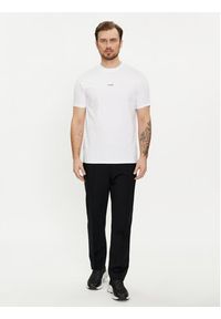 Karl Lagerfeld - KARL LAGERFELD T-Shirt 755057 542221 Biały Regular Fit. Typ kołnierza: dekolt w karo. Kolor: biały. Materiał: bawełna #4