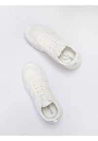 Big-Star - Sneakersy damskie białe NN274A084 101. Okazja: na co dzień. Kolor: biały. Materiał: materiał. Szerokość cholewki: normalna #3