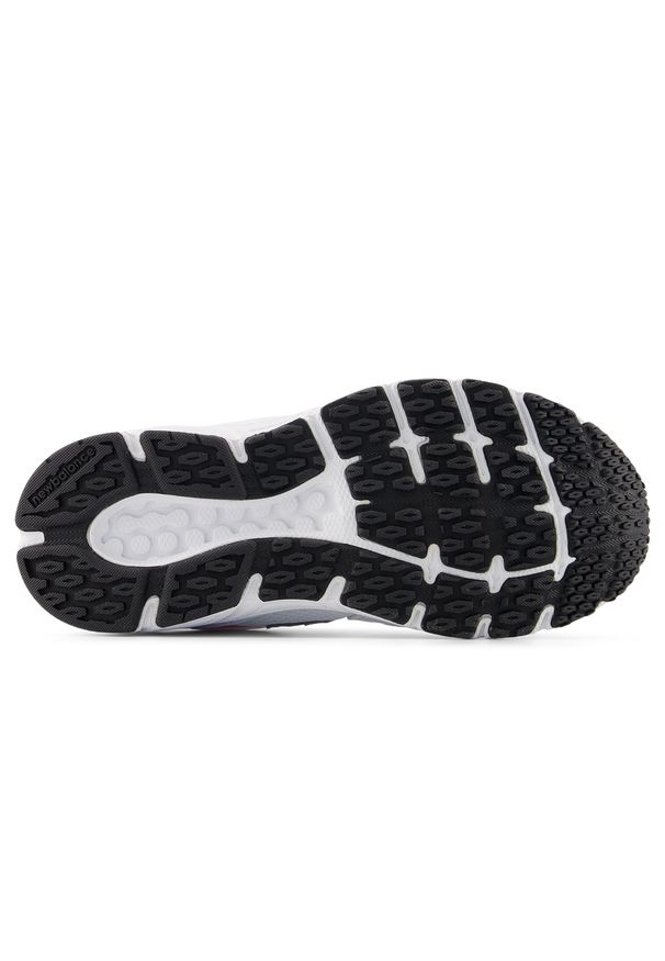 Buty dziecięce New Balance P40826U – białe. Kolor: srebrny. Materiał: materiał, syntetyk. Szerokość cholewki: normalna. Sezon: lato. Sport: turystyka piesza