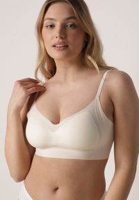 Born2be - Jasnobeżowy Bezszwowy Biustonosz Bez Fiszbin z Elastycznego Materiału Edalith. Kolor: beżowy. Materiał: materiał #1