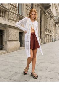 Sinsay - Długi ażurowy kardigan z wiązaniem - kremowy. Kolor: kremowy. Długość: długie. Wzór: ażurowy #1