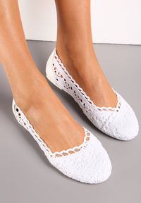 Born2be - Białe Koronkowe Balerinki Wsuwane Treada. Zapięcie: bez zapięcia. Kolor: biały. Materiał: koronka. Sezon: wiosna, lato #1
