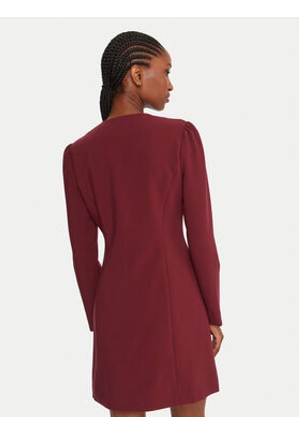 French Connection Sukienka koktajlowa 71ZEU Bordowy Regular Fit. Kolor: czerwony. Materiał: syntetyk. Styl: wizytowy