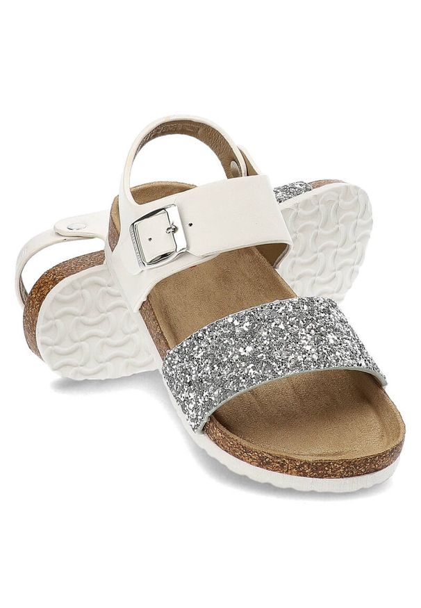 Big-Star - Białe Sandały Big Star Śliczne Obuwie Dla Dziewczynki. Zapięcie: klamry. Kolor: biały. Sezon: lato. Styl: klasyczny, elegancki