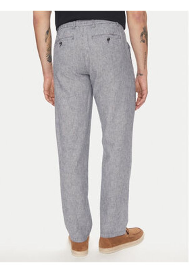 Lindbergh Spodnie materiałowe 30-003030 Niebieski Relaxed Fit. Kolor: niebieski. Materiał: bawełna