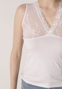 Born2be - Biały Bawełniany Top Bieliźniany z Siateczkową Górą z Koronką Bervisa. Okazja: na co dzień. Kolor: biały. Materiał: bawełna, koronka. Wzór: koronka. Styl: casual, elegancki #7