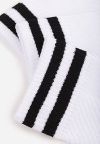 Born2be - Białe 3-pack Skarpety Bawełną Długie z Paskami Iten. Kolor: biały. Materiał: bawełna. Wzór: paski #2
