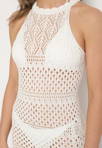 Born2be - Jasnobeżowa Sukienka o Taliowanym Kroju z Ażurowej Dzianiny Tiamisse. Kolor: beżowy. Materiał: dzianina. Wzór: ażurowy. Sezon: lato. Typ sukienki: oversize. Styl: elegancki #3