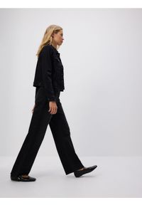 Reserved - Jeansy wide leg - czarny. Stan: podwyższony. Kolor: czarny. Materiał: jeans