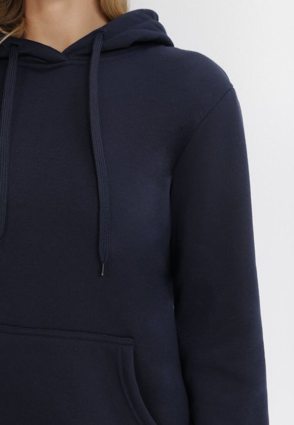 Born2be - Granatowa Bluza z Kapturem Kasseia. Typ kołnierza: kaptur. Kolor: niebieski. Materiał: polar, dzianina. Styl: klasyczny