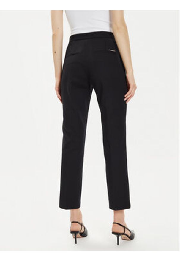 Calvin Klein Chinosy K20K206885 Czarny Slim Fit. Kolor: czarny. Materiał: bawełna